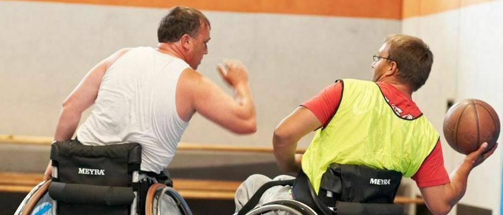 In Aktion. Der RSV Eintracht bietet Basketball für Rollstuhlfahrer an.