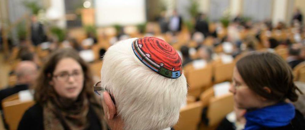 Das weltweit einmalige Lehr- und Forschungsangebot im Bereich der Jüdischen Theologie werde nun durch das neue Forum in wesentlichen Teilen ergänzt.