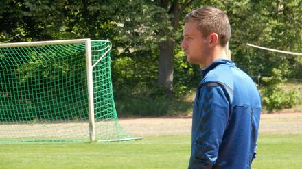 Geschulter Blick. Matthias Boron ist Trainer der Babelsberger A-Junioren. Sein Wissensdurst zahlt sich für den SVB aus.