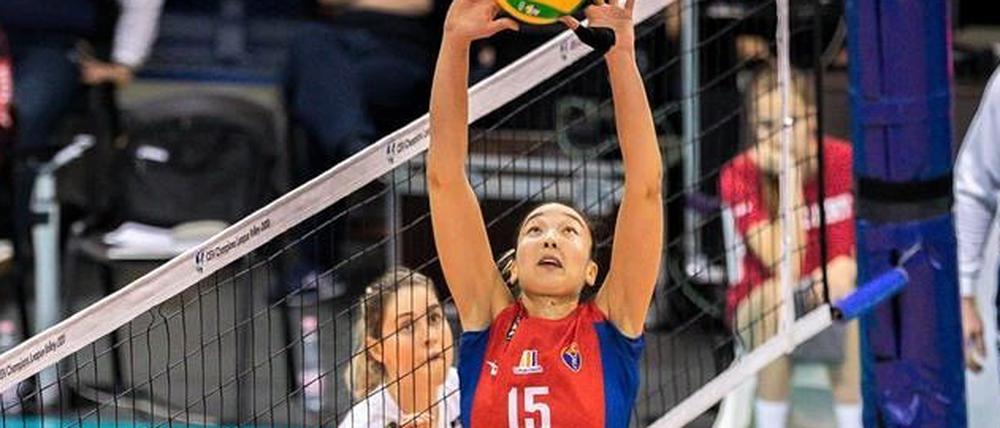 Ana Tiemi Takagui gewann mit Brasiliens Nationalteam unter anderem Silber bei den Panamerikanischen Spielen. 