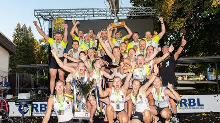 Amtierende Champions. Die Havelqueens und ihre männliche Kollegen aus Berlin gewannen 2018 die Ruder-Bundesliga.