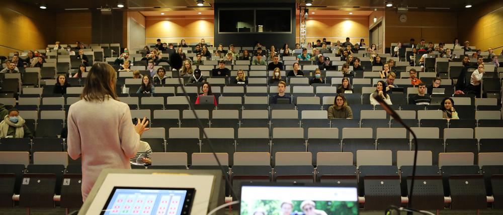Studierende während einer Vorlesung an der Universität Potsdam.