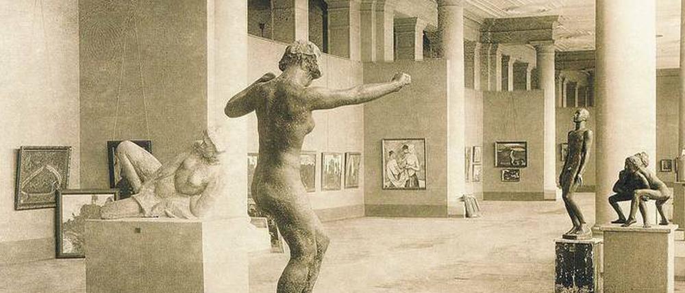 1921 zählte der Potsdamer Kunstverein so viele Mitglieder, dass er zu seinem ersten Kunstsommer in der Orangerie im Park Sanssouci einlud.