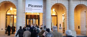 Schon bei der Eröffnung der Picasso-Ausstellung am 9. März hatte es lange Schlangen gegeben.