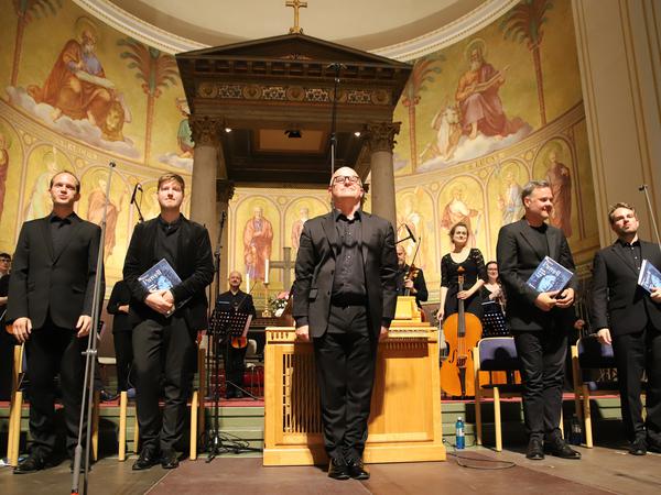 Eröffnungskonzert mit zwei Oden von Henry Purcell in der Nikolaikirche.