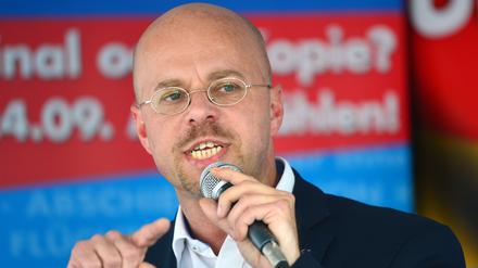 Andreas Kalbitz, Chef der Brandenburger AfD, wird am Donnerstag in Stahnsdorf erwartet.