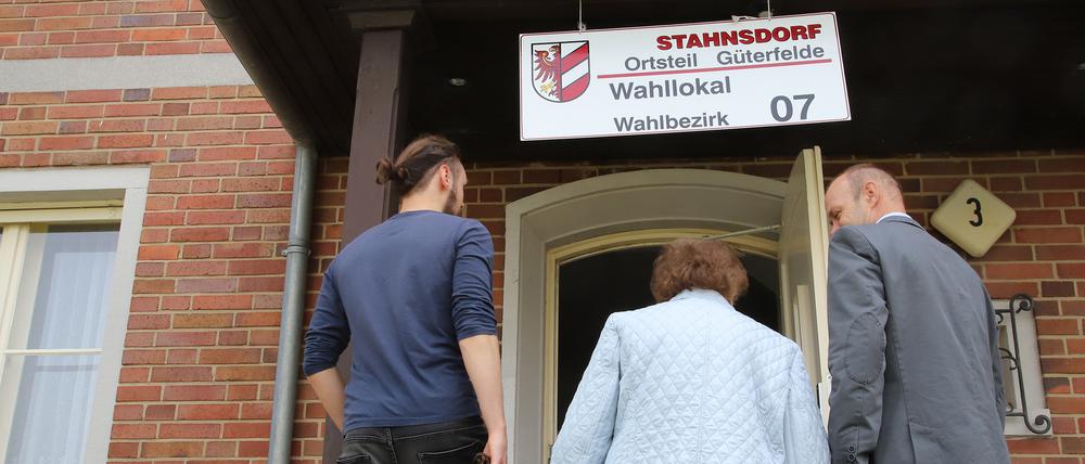 In Stahnsdorf wurde bis Montagmorgen 6 Uhr ausgezählt.  