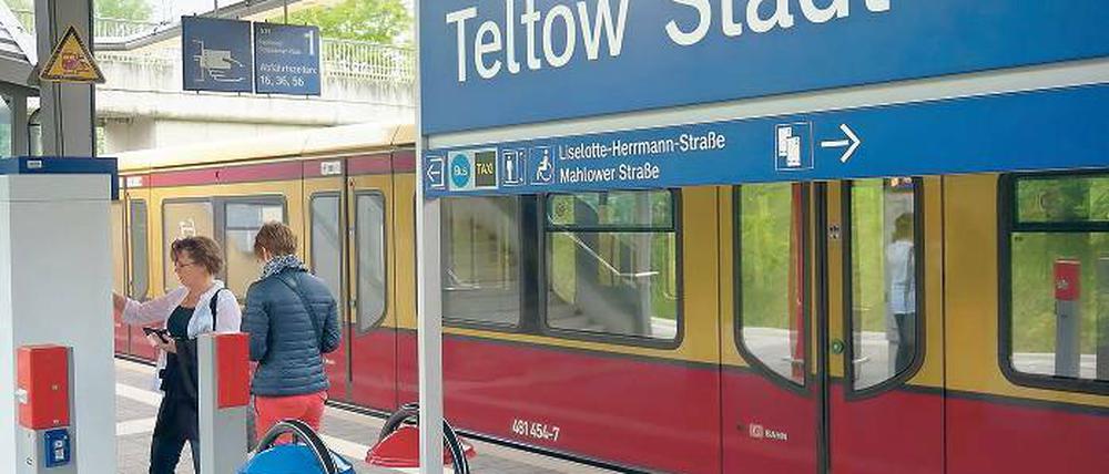 Endstation. Noch fährt die S-Bahn nur bis Teltow, da das Land den Ausbau der Strecke nach Stahnsdorf blockiert.