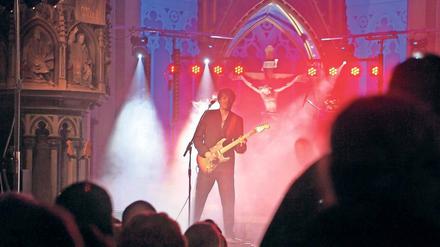 Mit Bier und Kruzifix. Seit 2012 finden in der Werderaner Heilig-Geist-Kirche Rockkonzerte statt. 2014 trat etwa Axel Merseburger mit seiner Band auf, sie spielten Songs von Jimi Hendrix. Im Mai dieses Jahres spielt die AC/DC-Frauen-Coverband Black/Rosie.