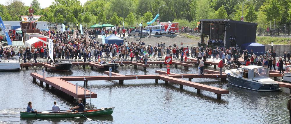Am 12. Mai wurde der neue Hafen in Teltow eröffnet.