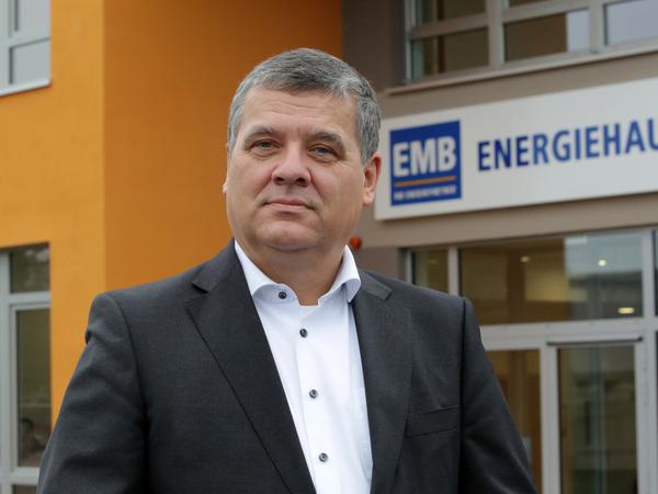 EMB-Geschäftsführer Jens Horn ist mit dem neuen Standort sehr zufrieden.