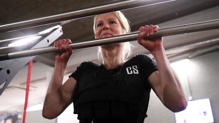 Drei Stunden Training. Im Fitnessstudio im Potsdamer Zentrum Ost trainiert Kathy Syring täglich außer Sonntag.