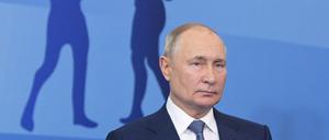 Wladimir Putin hat das IOC scharf kritisiert.