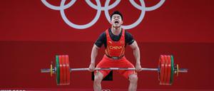 Shi Zhiyong hatte am Mittwoch fast das Dreifache seines Körpergewichts beim Gewichtheben nach oben gestoßen.
