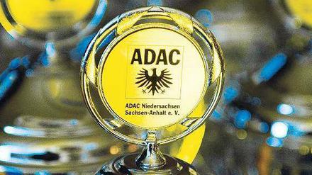 Preise ohne Wert? Der ADAC vergibt zahlreiche Trophäen.