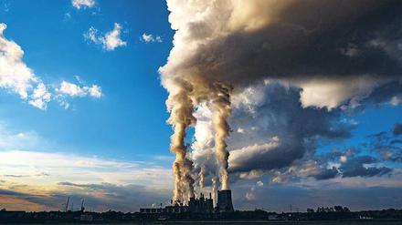 Streitfall Kohle: Das Kraftwerk Niederaußem in Nordrhein-Westfalen. Das Bundesland ist eines von vieren, die besonders betroffen sind.