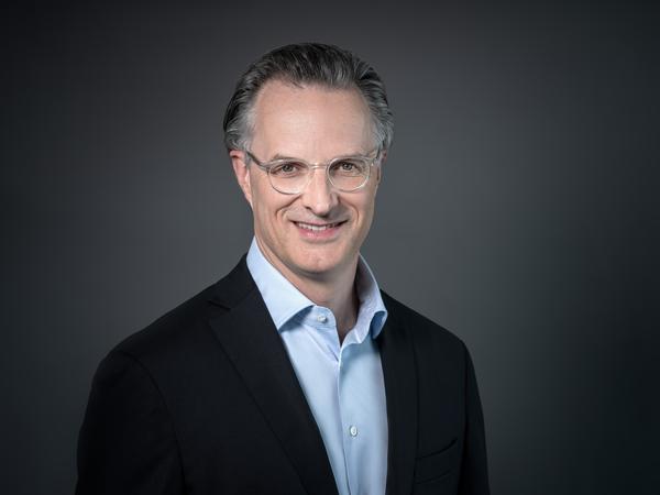 Marcus Berret ist „Global Managing Director“. Er leitet das globale Geschäft von Roland Berger zusammen mit zwei weiteren Kollegen.