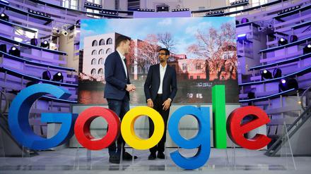 Google CEO Sundar Pichai und Philipp Justus, Googles Viz für deutschsprachige Länder am Dienstag bei der Eröffnung des Hauptstadtbüros des Konzerns.
