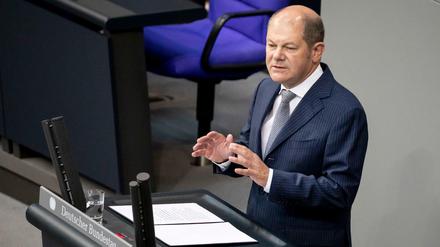 Olaf Scholz (SPD), Bundesfinanzminister, spricht am 27. Juni im Plenum im Bundestag. 