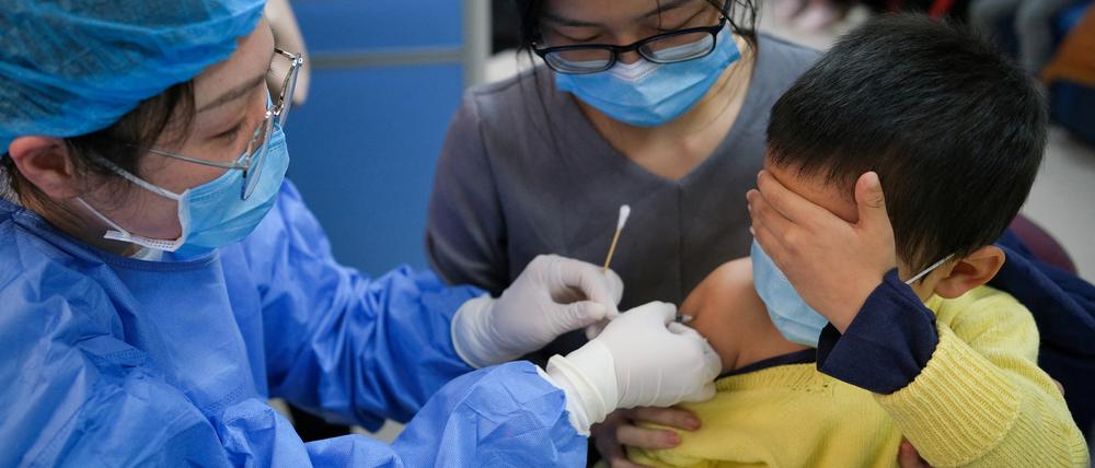 In anderen Ländern wie China und den USA werden bereits Kinder unter fünf Jahren gegen Covid-19 geimpft.